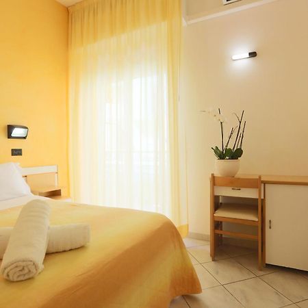 Hotel De La Ville Rimini Exteriér fotografie